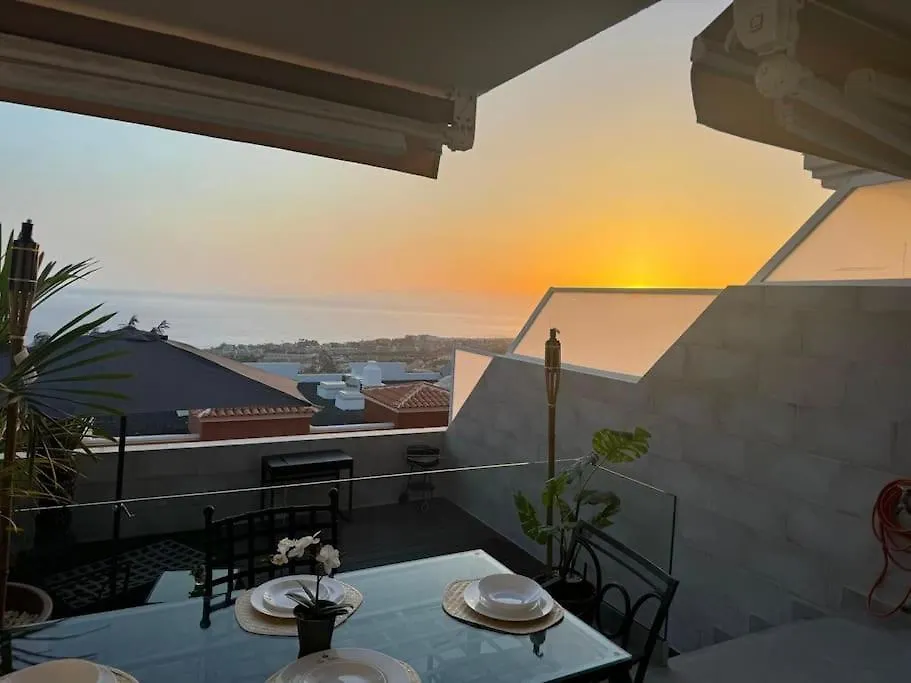 Villa Sunset Luxe,Jacuzzi,Sea View ,Netflix à Costa Adeje